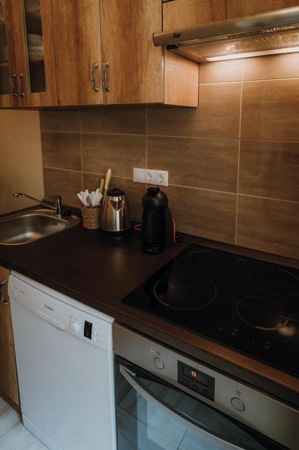 Dozsa Apartman Сегед Экстерьер фото
